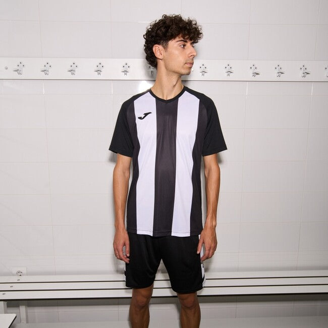 INTER IV SHORT SLEEVE T-SHIRT BLACK WHITE BLACK-WHITE